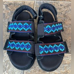 Ugg Heritage Embroidered Braid Platform Sandal- Black, Women’s Size 5